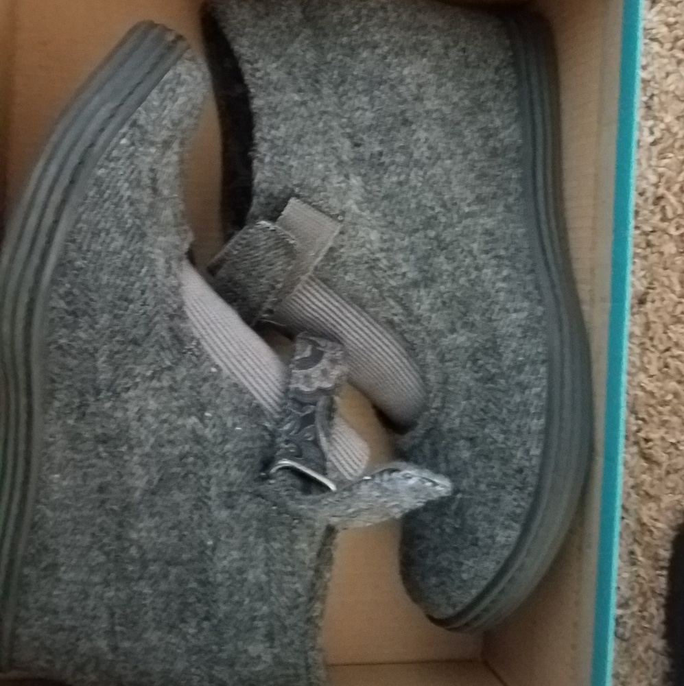 Wedge shoes